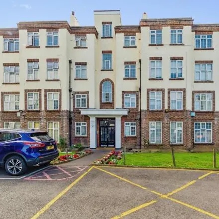 Buy this 2 bed apartment on Chestnut Park Primary School in 49 St James's Road, London