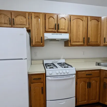 Image 7 - Diesel & Duke, 2nd Street, Jersey City, NJ 07302, USA - Apartment for rent