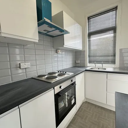 Image 3 - Pontefract Lane, Leeds, LS9 0AS, United Kingdom - Apartment for rent