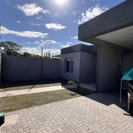 Buy this 2 bed house on Alfredo Schilla Oeste in Departamento Rosario, Ibarlucea