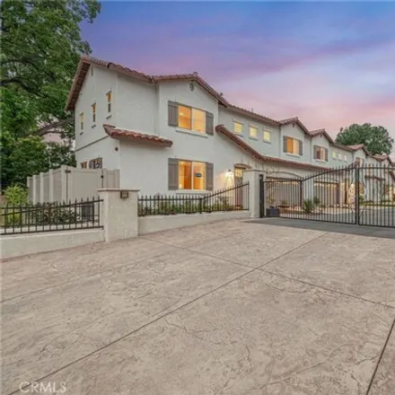 Image 1 - 24749 Valley Street, Santa Clarita, CA 91321, USA - House for sale