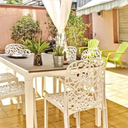 Rent this 6 bed apartment on Farmàcia Bainad Caballé in Jacint, Carrer d'Alí Bei