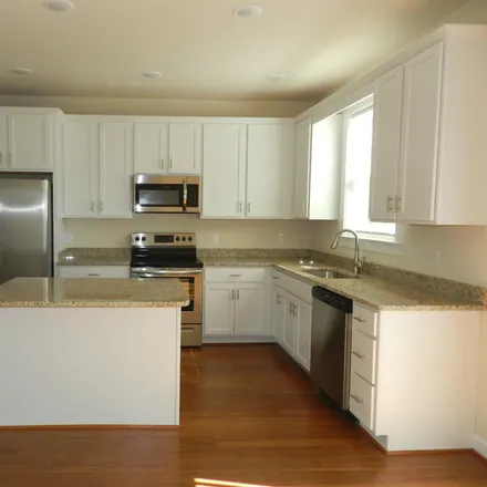 Image 7 - 201 Anderson Drive, Falmouth, Stafford County, VA 22405, USA - Townhouse for rent