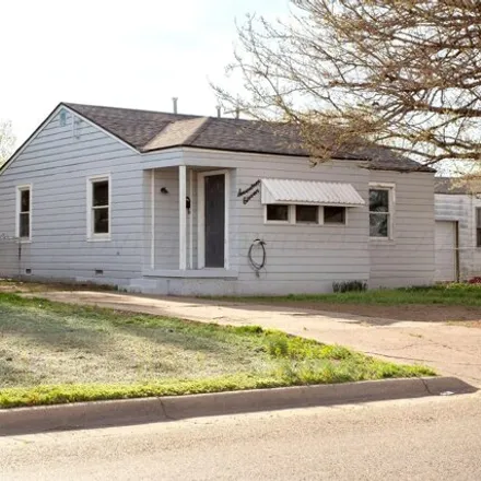 Buy this 4 bed house on 1777 South Highland Street in Amarillo, TX 79103