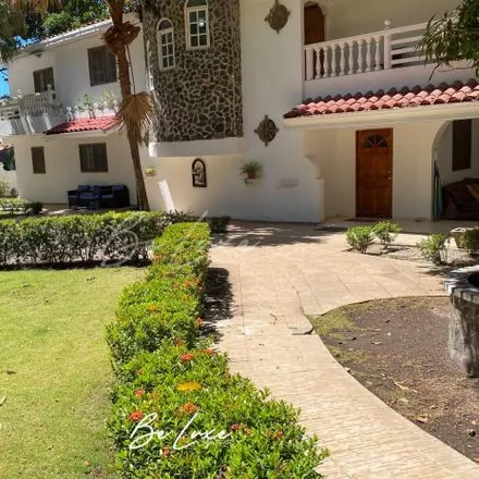 Rent this 6 bed house on Avenida Roberto Eisenmann in Coronado, Panamá Oeste