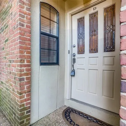 Buy this 3 bed condo on Emerson Avenue in University Park, TX 75205