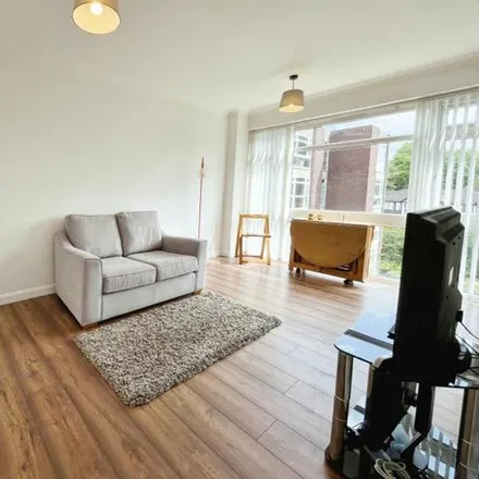 Image 5 - The Beeches, Manchester, M20 2FR, United Kingdom - Apartment for sale