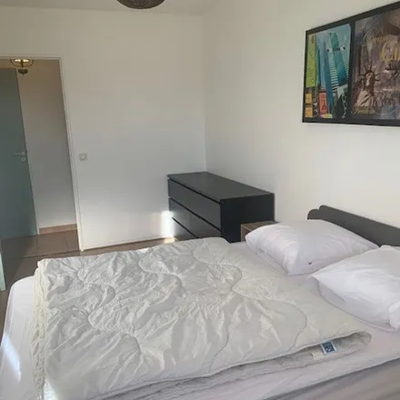 Rent this 3 bed apartment on 158 Boulevard de la Paix in 64000 Pau, France