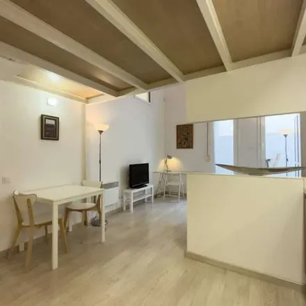 Image 8 - Carrer Lope de Vega, 26, 08005 Barcelona, Spain - Apartment for rent
