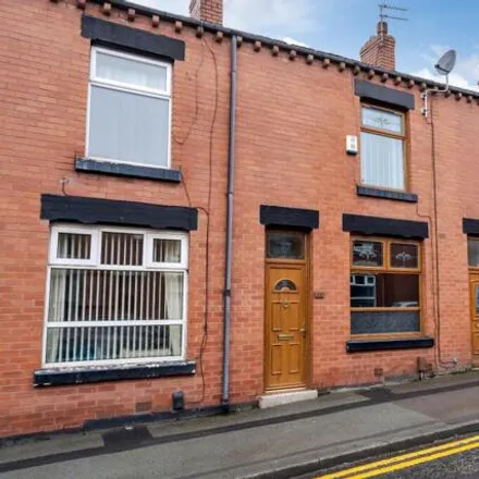 Buy this 2 bed townhouse on P&P Food 'N' Wine in Church Avenue, Bolton