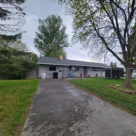 Buy this 4 bed house on 525 Kelsey Avenue in Idaho Falls, ID 83401