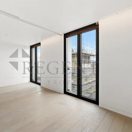 Image 3 - UBL UK, Brook Street, East Marylebone, London, W1S 3QD, United Kingdom - Apartment for rent