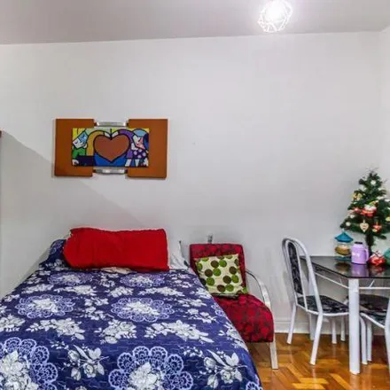 Buy this 1 bed apartment on Rua João Adolfo 75 in República, São Paulo - SP