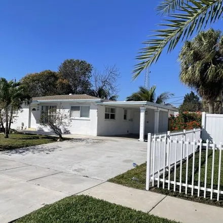 Rent this 4 bed house on 1581 Northwest 2nd Street in Boynton Beach, FL 33435