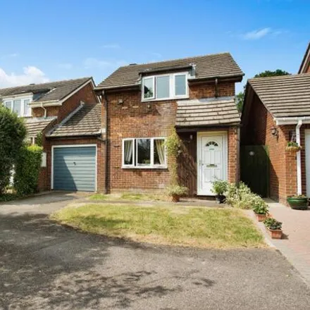 Buy this 3 bed house on Highcliffe Drive in Allbrook, SO50 4RB
