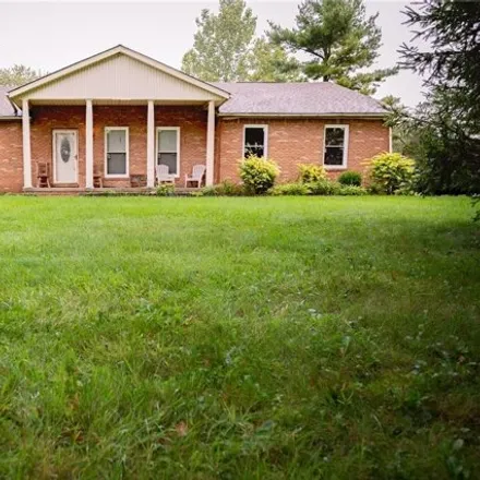 Buy this 3 bed house on Spencer Lake Road in Chatham Township, OH 44275