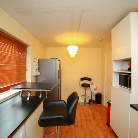 Image 6 - Marine Drive, London, IG11 0GP, United Kingdom - Apartment for rent