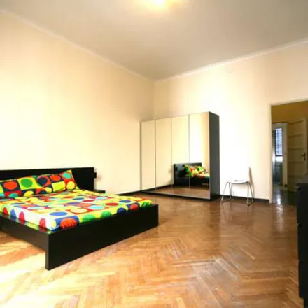 Image 2 - Via Giorgio Jan 12, 20129 Milan MI, Italy - Apartment for rent