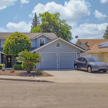 Buy this 4 bed house on 1499 East Decatur Avenue in Fresno, CA 93720