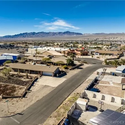 Image 2 - 1640 Loma Vista Road, Bullhead City, AZ 86442, USA - House for sale