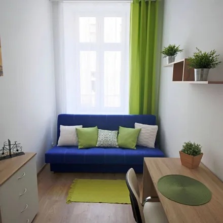 Rent this 5 bed room on Legionów 40 in 91-069 Łódź, Poland