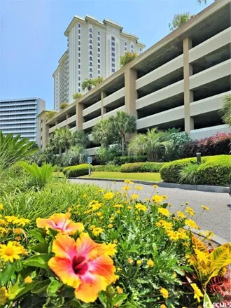 Buy this 3 bed condo on Royale Palms Condominiums in 10000 Beach Club Drive, Arcadian Shores