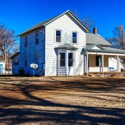 Image 3 - 410 West Jefferson Avenue, Sterling, Rice County, KS 67579, USA - House for sale