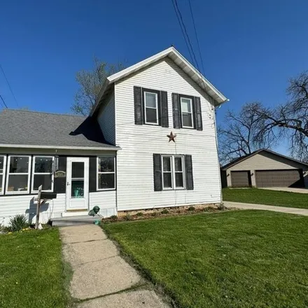 Buy this 3 bed house on 300 North Main Street in Edgerton, Rock County