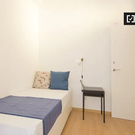 Rent this 1studio room on Madrid in Junta Municipal de Distrito de Moncloa-Aravaca., Plaza de la Moncloa