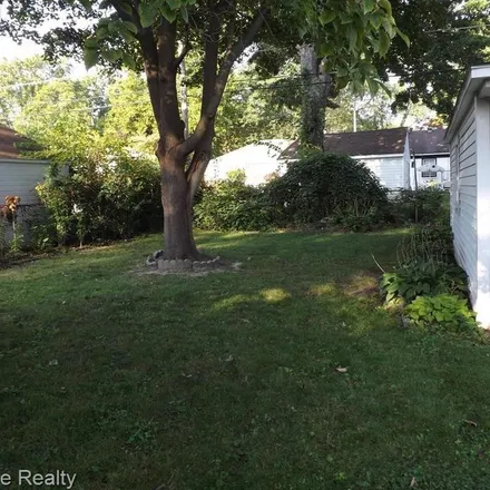 Image 1 - 15895 Fox Avenue, Redford Charter Township, MI 48239, USA - Apartment for rent