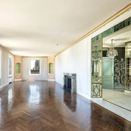 Image 9 - 54 East 62nd Street, New York, NY 10065, USA - Apartment for sale