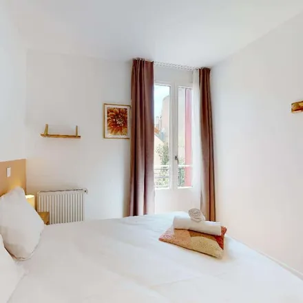 Rent this 9 bed room on 30 Rue Buffon in 93100 Montreuil, France