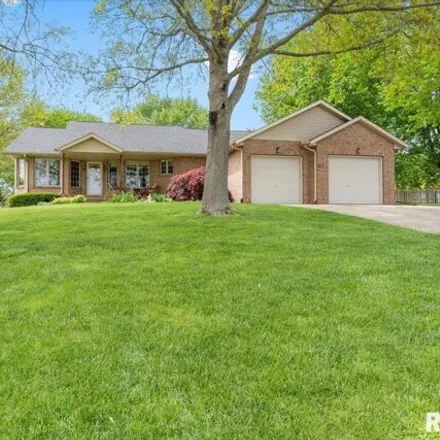 Buy this 3 bed house on 61 Covered Bridge Acres in Sangamon County, IL 62536