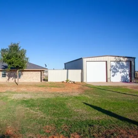 Buy this 5 bed house on 18617 County Road 3400 in Lubbock County, TX 79364