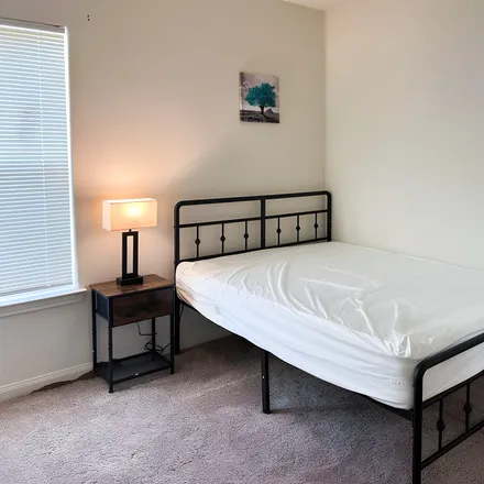Image 3 - TX, US - Room for rent