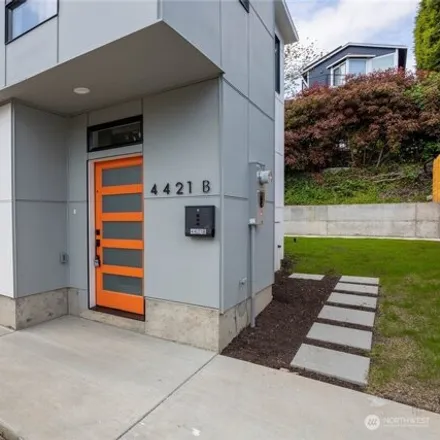 Buy this 2 bed condo on 4421 49th Avenue South in Seattle, WA 98118