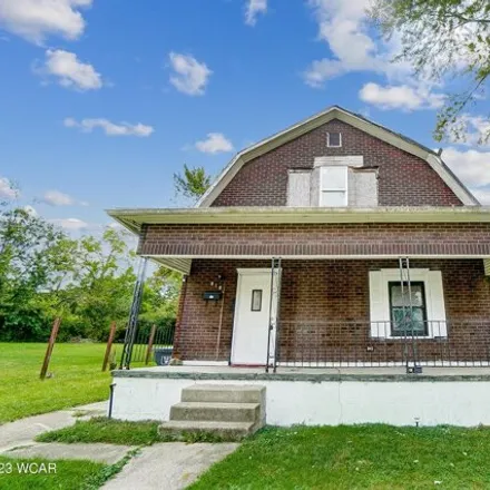 Buy this 3 bed house on 810 Michael Ave in Lima, Ohio