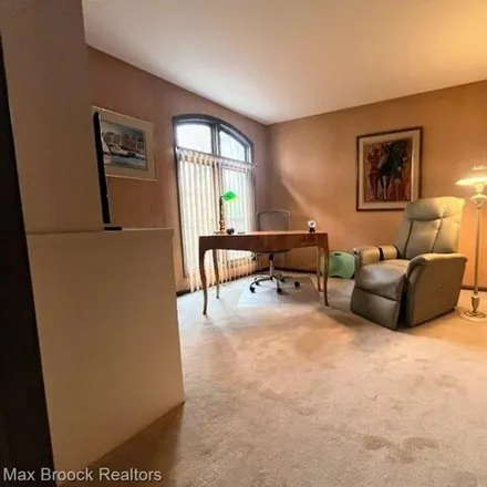 Image 2 - 1400 Timberview Trail, Bloomfield Township, MI 48304, USA - Condo for sale