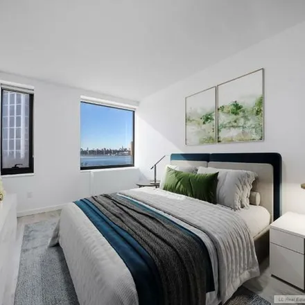 Image 6 - Waterview at Greenpoint, 77 Commercial Street, New York, NY 11222, USA - Apartment for rent