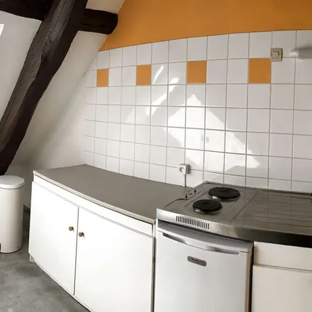 Rent this 1 bed apartment on 35 Rue Velpeau in 37110 Château-Renault, France