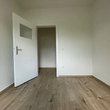 Rent this 3 bed apartment on Braunschweigstraße in 26388 Wilhelmshaven, Germany