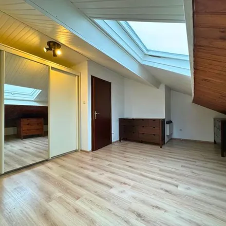Rent this 1 bed apartment on Rue Fernand Tilquin 28B in 4030 Grivegnée, Belgium