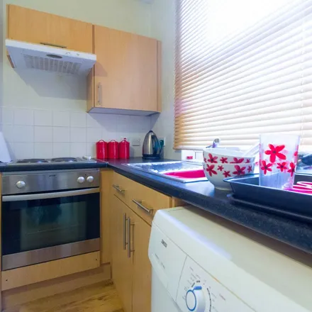 Rent this 1 bed apartment on 7 Brookfield Road in Leeds, LS6 4EJ