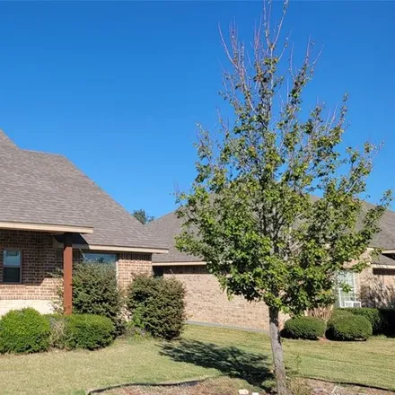 Image 5 - 1712 Shawnee Drive, Cleburne, TX 76033, USA - House for rent