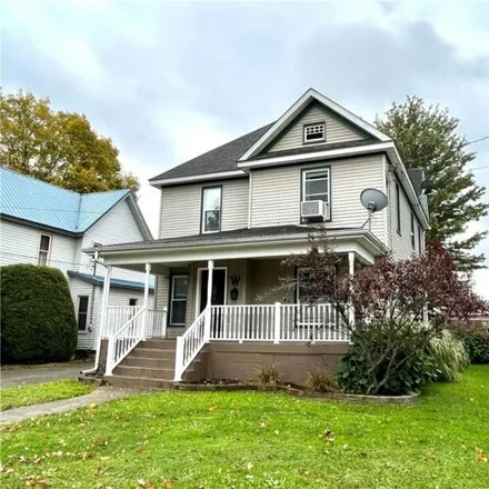 Buy this 3 bed house on 22 South Street in Union City, Erie County