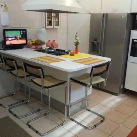 Rent this 2 bed townhouse on São Paulo in Chácara Flora, BR