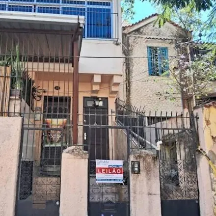 Rent this studio apartment on Rua Juparaná in Andaraí, Rio de Janeiro - RJ