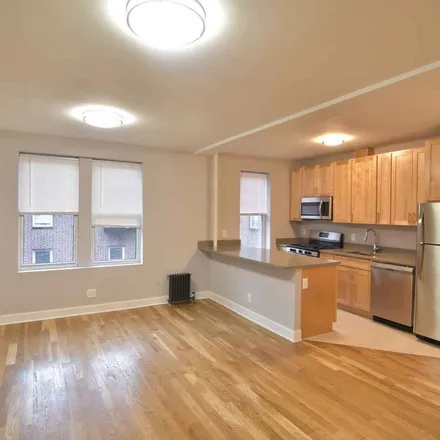 Image 6 - 120 Vermilyea Avenue, New York, NY 10034, USA - Apartment for rent