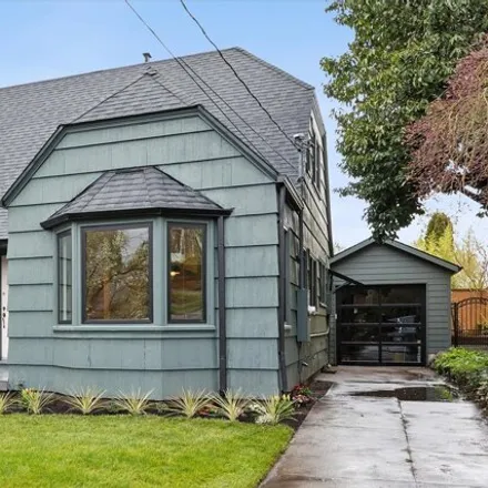 Buy this 3 bed house on 3021 Northeast 37th Avenue in Portland, OR 97212