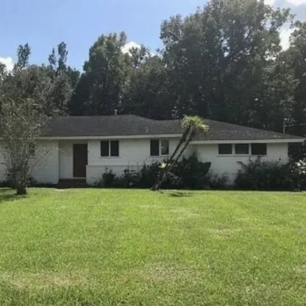 Buy this 3 bed house on 681 Perry Drive in Vermilion Parish, LA 70510